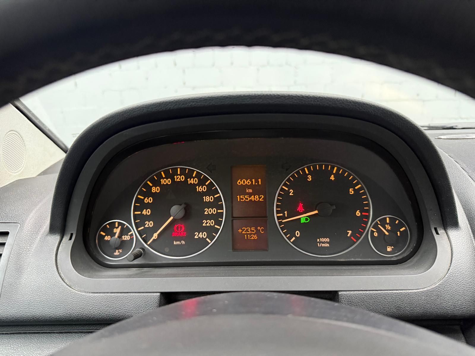 Mercedes-Benz A 160 BlueEFFICIENCY  PANORAMA | KLIMA | PDC – Bild 15