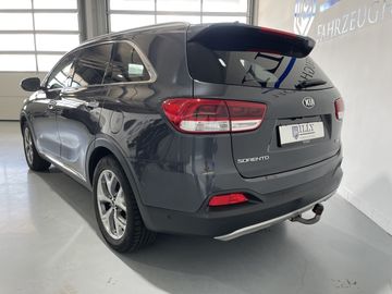 KIA Sorento - 5