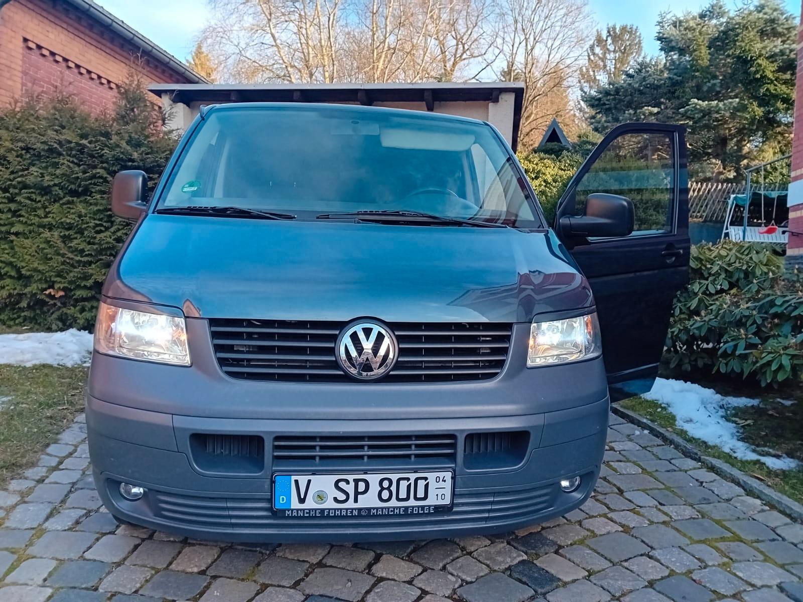Volkswagen T5 California Beach Top Zustand Camper VHB