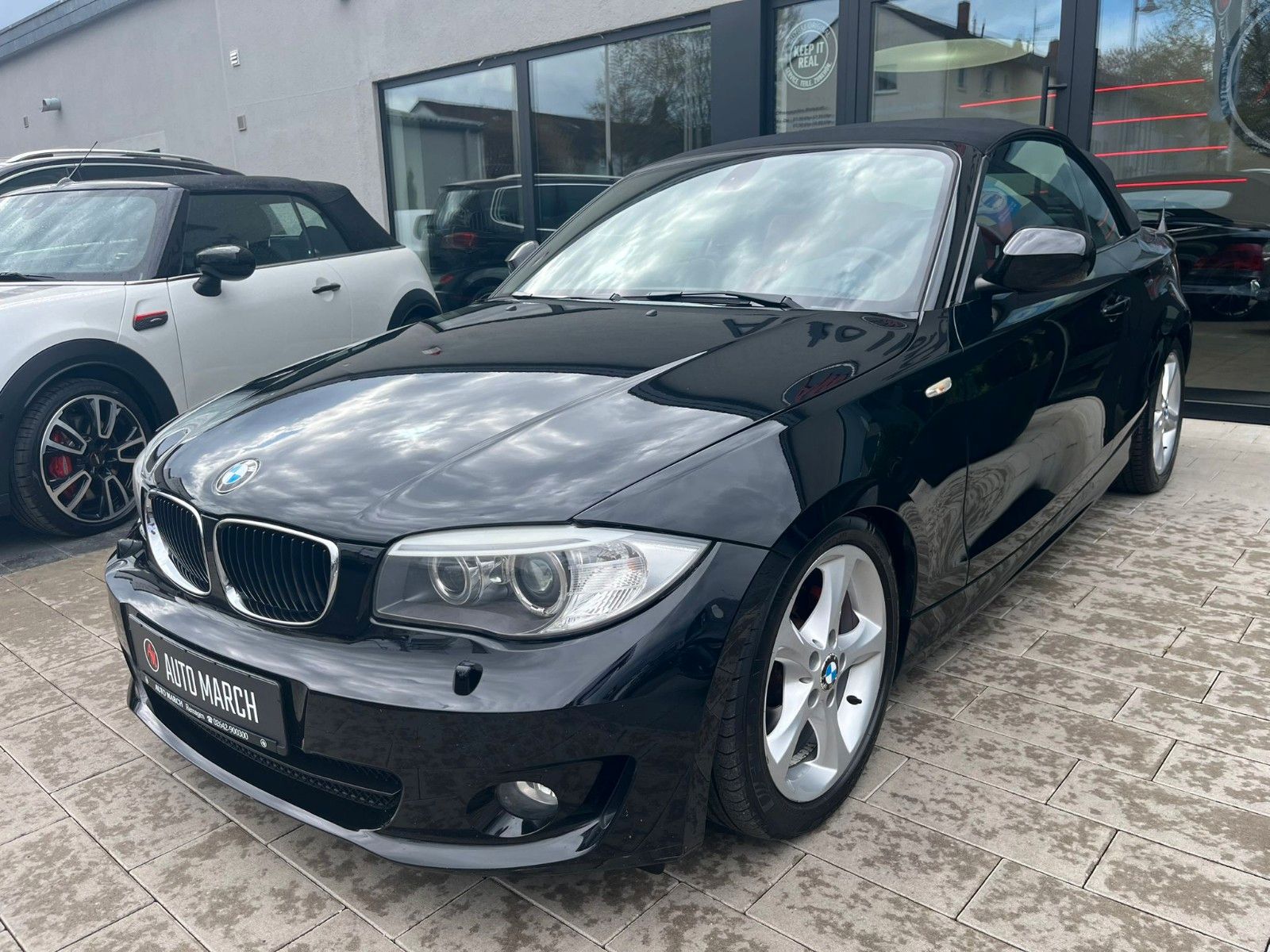 Fahrzeugabbildung BMW 120d Cabrio Advantage *LHZ*PDC*