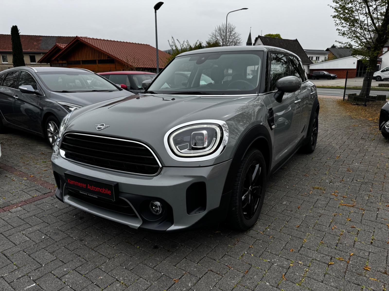 MINI One Countryman Facelift