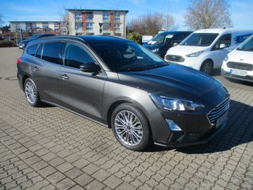 Ford Focus Turnier Titanium X LED + BLIS + NAVI +Wint
