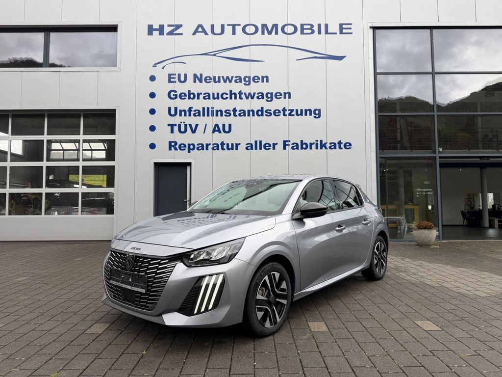 Peugeot 208 — hlavná fotografia