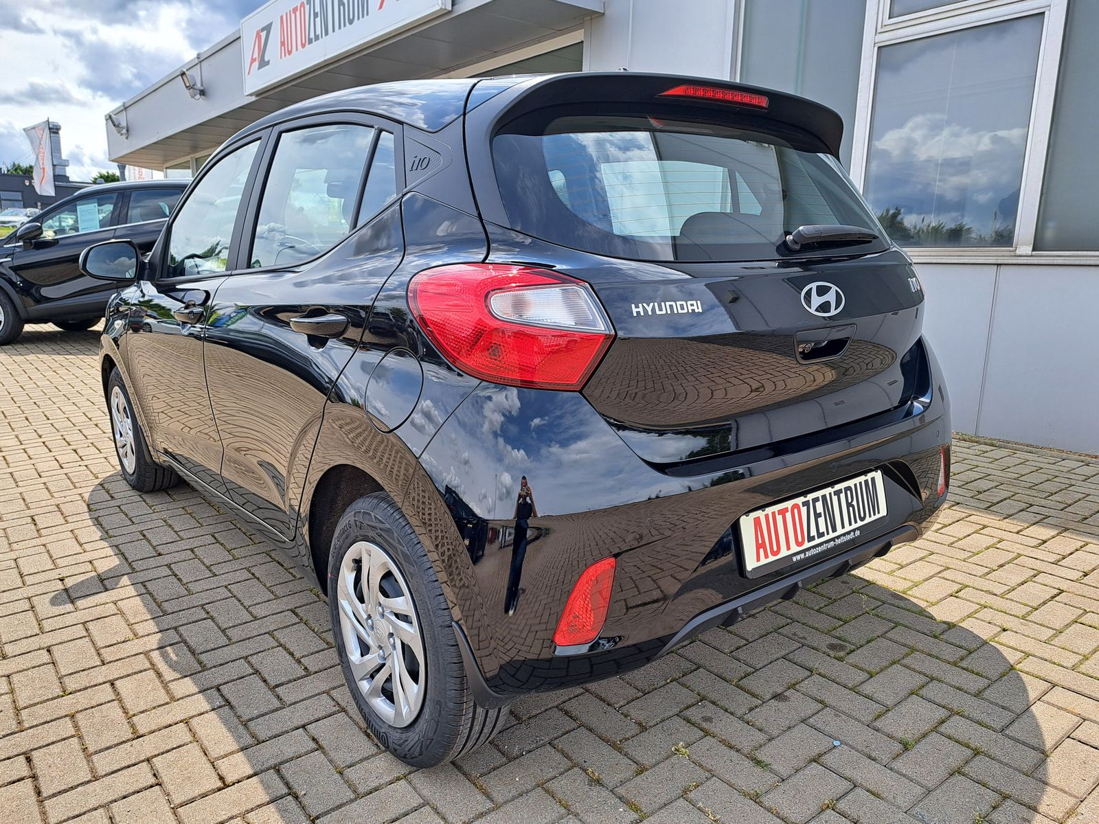 Fahrzeugabbildung Hyundai i10 1.0 NAVI WINTERPAKET KAMERA *AKTIONSPREIS*