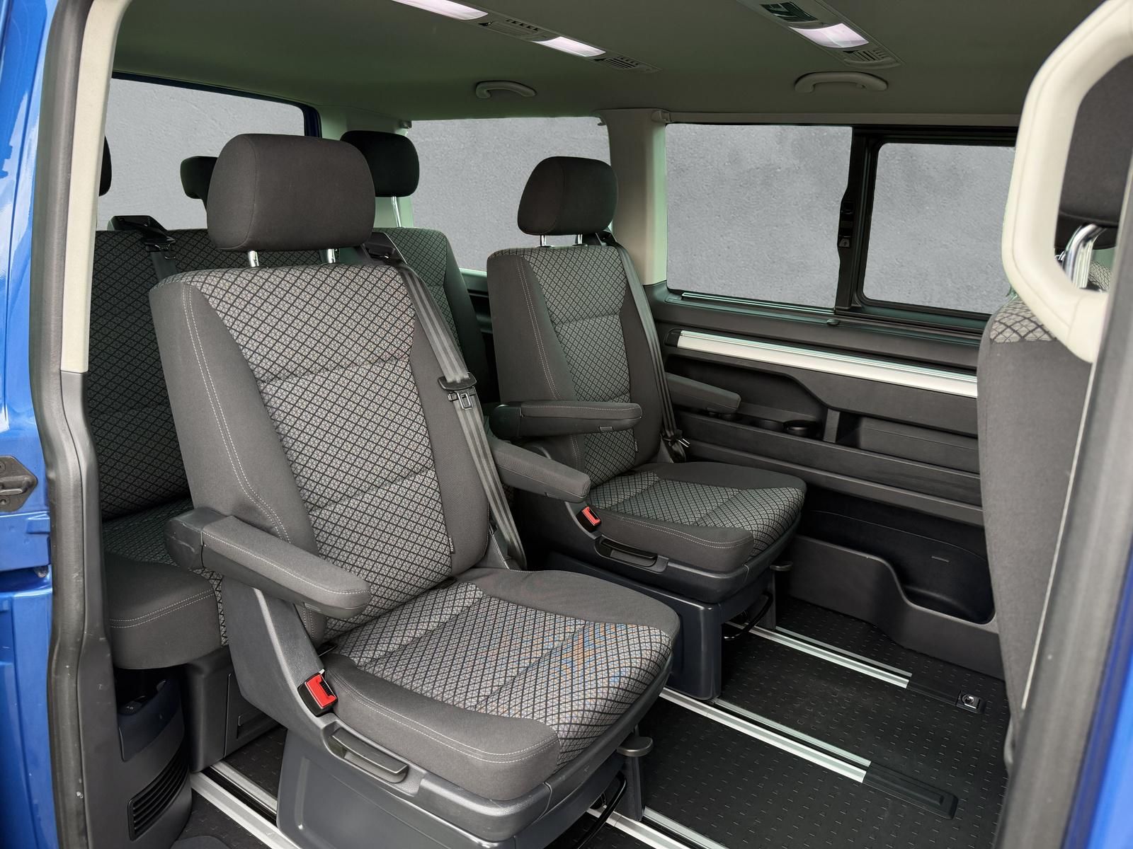 Volkswagen T6.1 Multivan Star Edition STANDHZG 1.HAND BETT foto 17