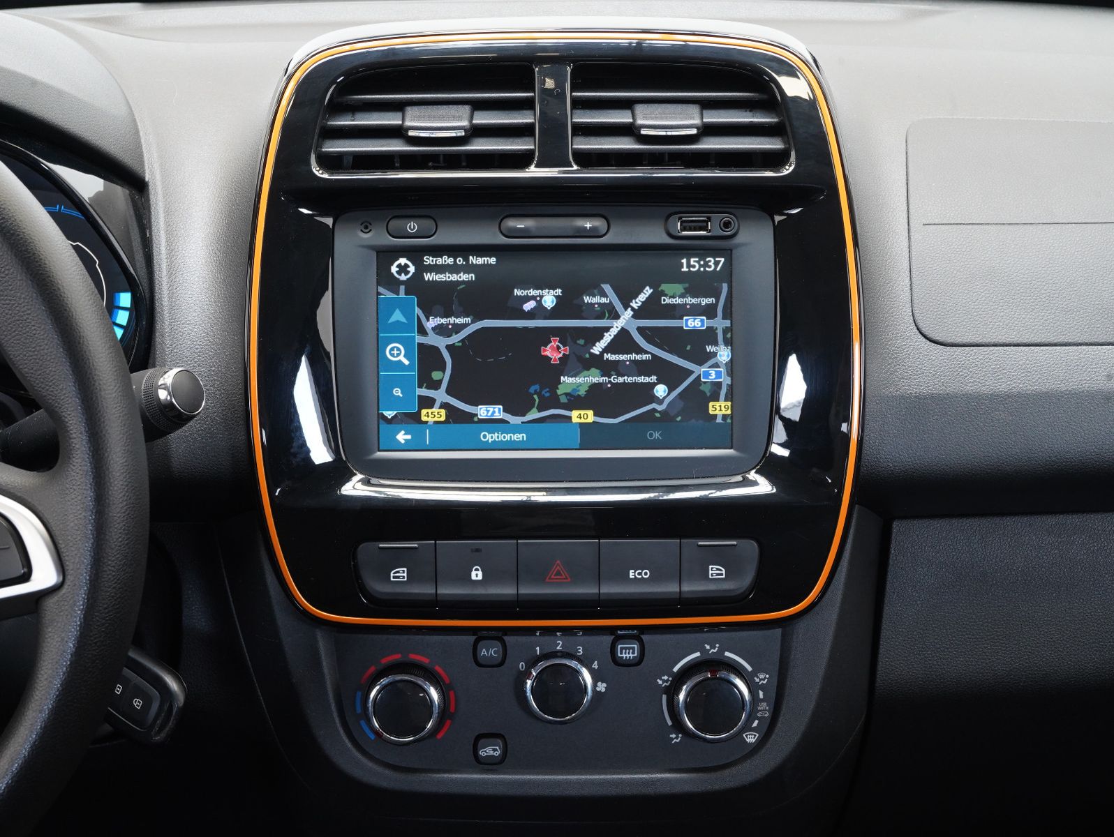 Fahrzeugabbildung Dacia Spring Electric Comfort Plus