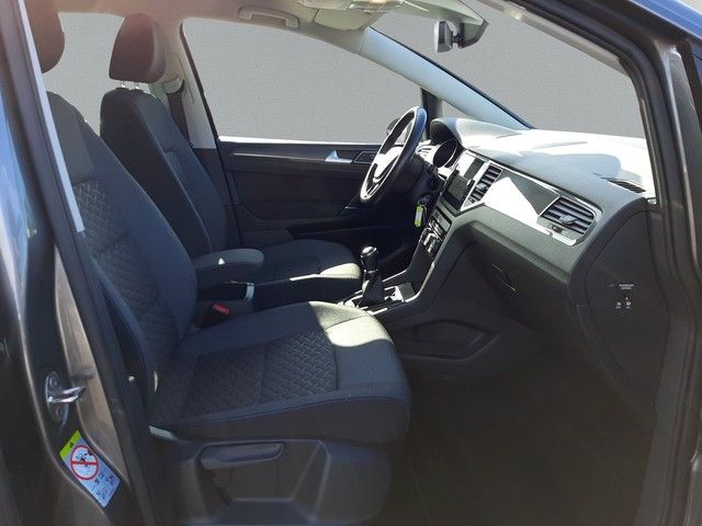 Fahrzeugabbildung Volkswagen Golf Sportsvan Join 1.0TSI LED Navi Kamera ACC