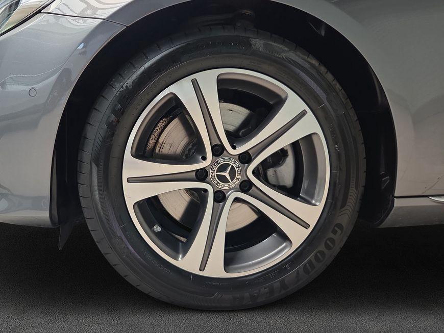 Mercedes-Benz E 220 d 4Matic T Avantgarde Multibeam Fahrassist