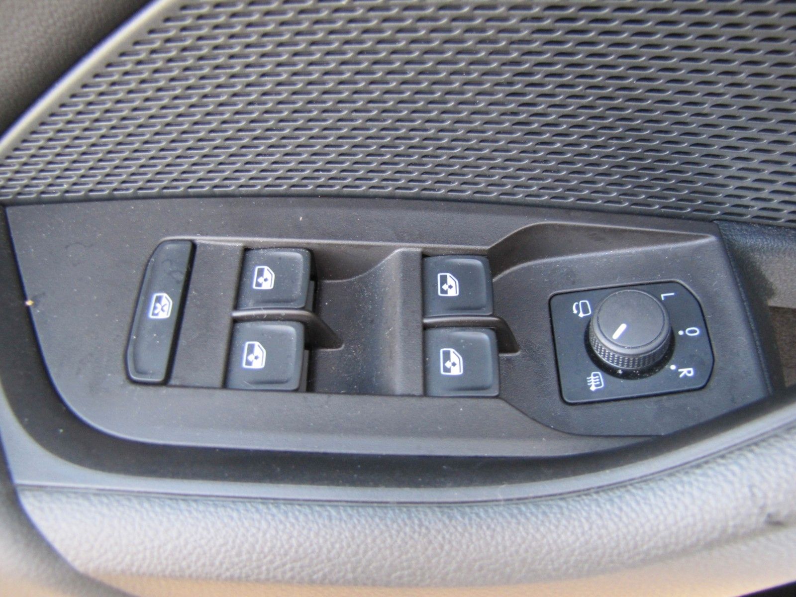 Fahrzeugabbildung SKODA Octavia Combi Sportline 2.0 TDI DSG