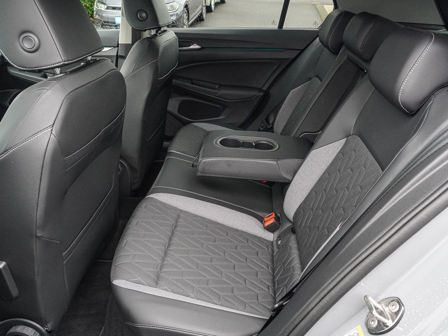 Volkswagen Golf 2.0 TDI DSG Life Energy AHK NAVI LHZ ACC SH, миниатюра 15