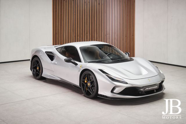 Ferrari F8 Tributo Carbon Lift Racing Seat CarPlay