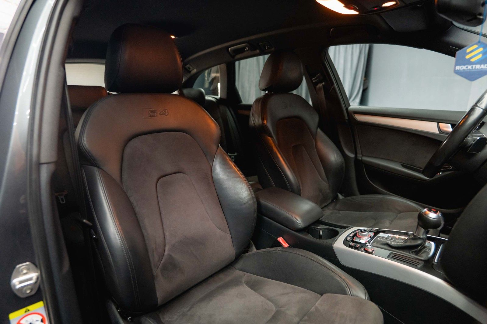 Fahrzeugabbildung Audi S4 Avant 3.0 TFSI quattro | Top Zustand | LED