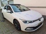 Volkswagen Golf VIII Lim. Style 1.4 e-Hybrid PANO HUD - mit Hybrid-Antrieb: Head-Up Display, Limousine