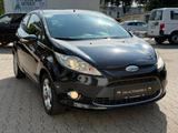 Ford Fiesta*Ghia*Klima*Parkhilfe*8 fach*InspektionNEU - Ford Fiesta mit Benzin-Antrieb: Kleinwagen, Ghia