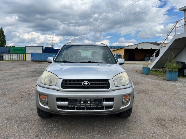 Toyota RAV 4 2.0 4x4