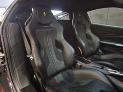 Fahrzeugabbildung Ferrari F8 Tributo (RACING/LIFT/CARBON/CAMERA/ GARANTIE!