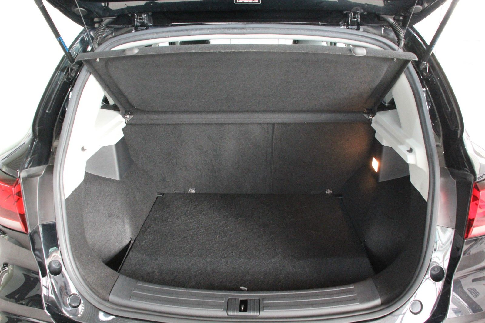 Fahrzeugabbildung MG ZS EV Luxury Maximal