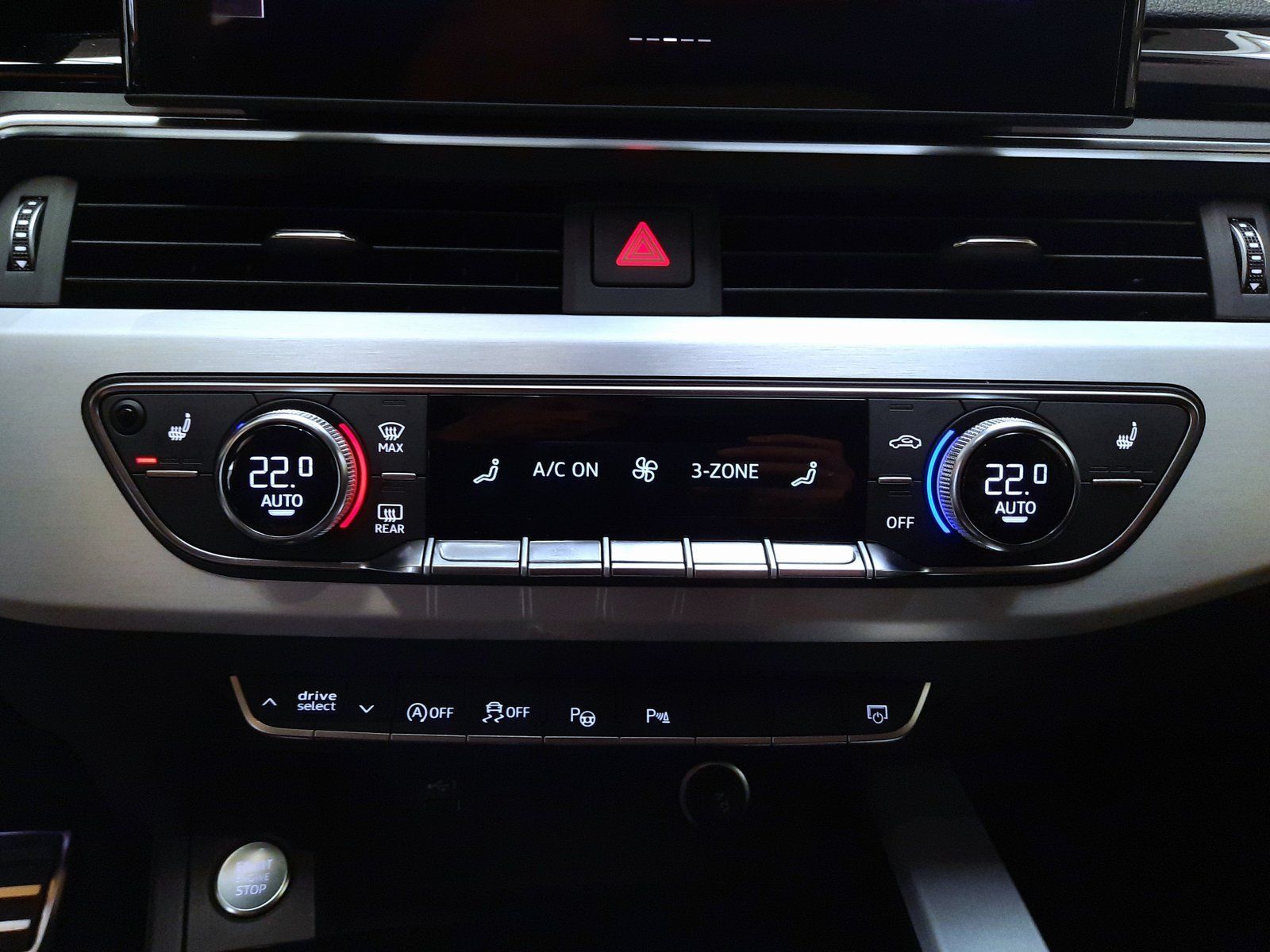 Fahrzeugabbildung Audi A4 Avant S-Line TDI Quattro *Standhzg*AHK*Panod*
