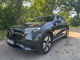 Mercedes-Benz EQC 400 4MATIC AMG Line AMG Line - Mercedes-Benz EQC von privat