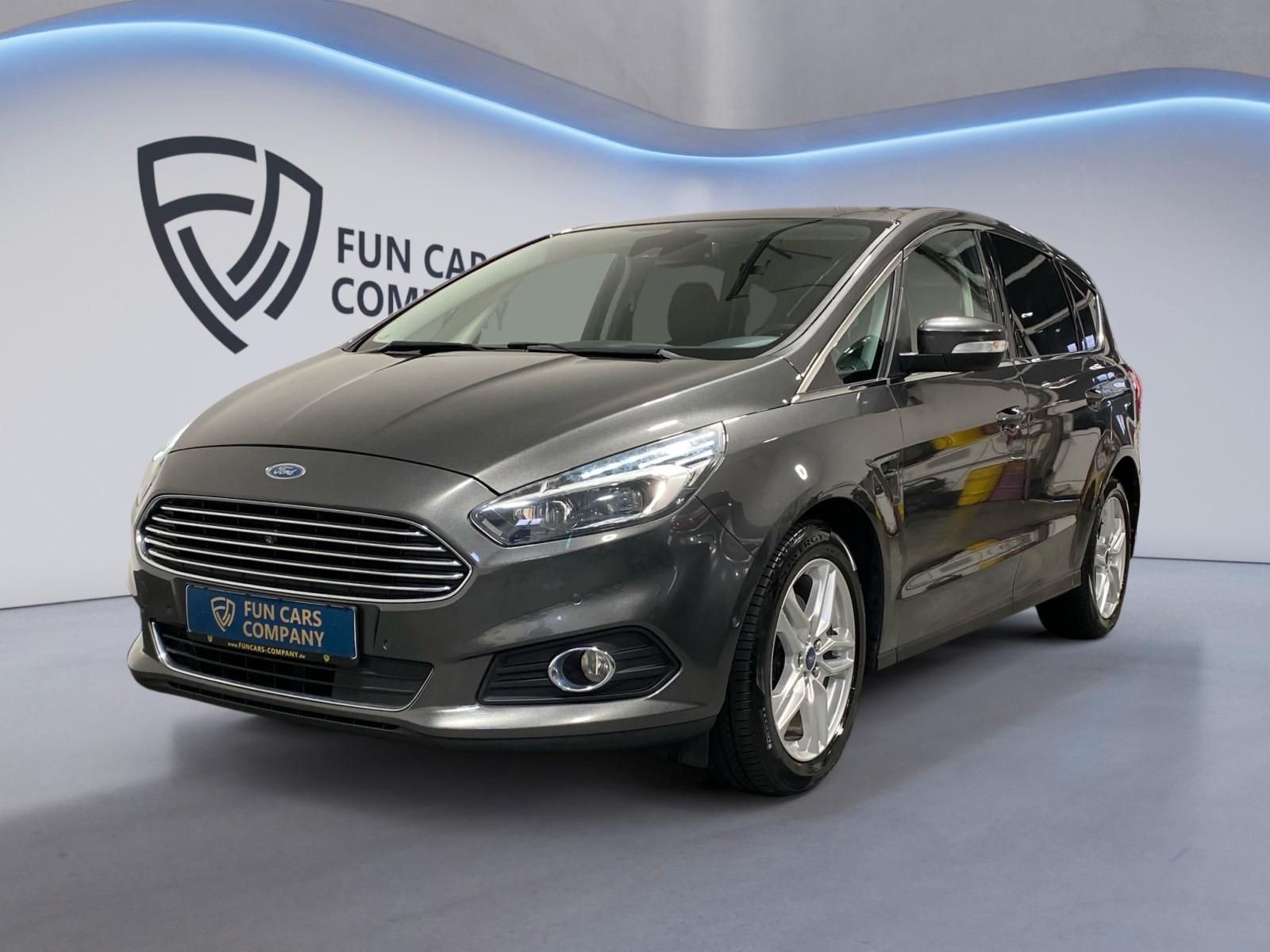 Ford S-MAX Titanium Aut 7-SITZER NAVI XENON SHZ KAMER
