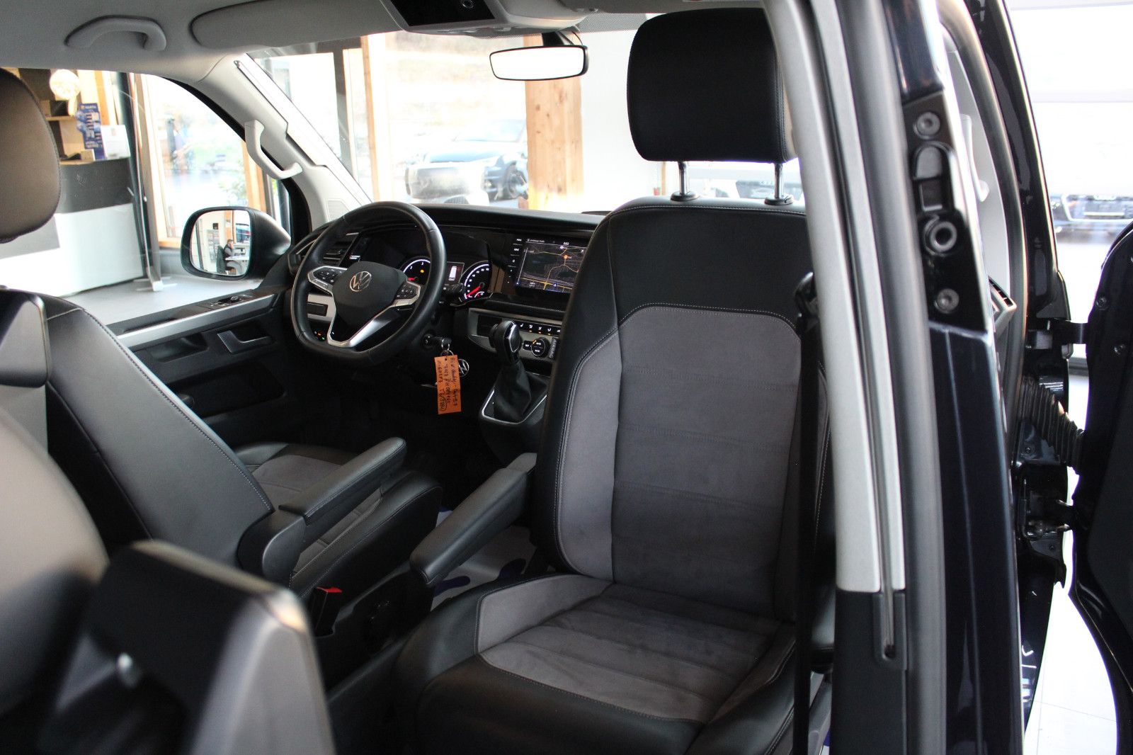 Volkswagen T6.1 California 2.0 TDI DSG Beach Tour FWD foto 13