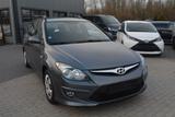 Hyundai i30 CW blue 1.4 Comfort - Hyundai i30 aus 2010: I30cw