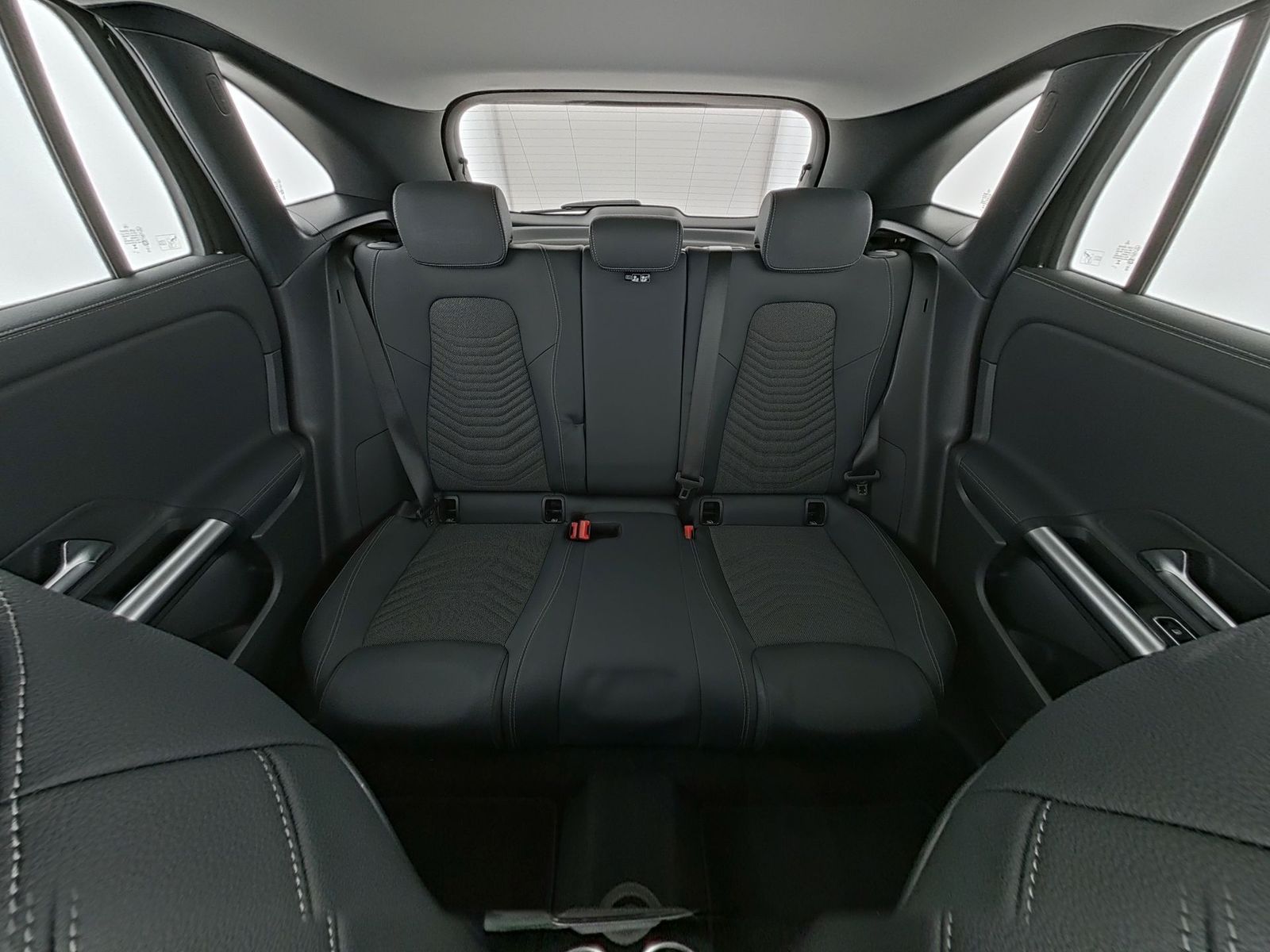 Mercedes-Benz GLA 200 - Bild 17