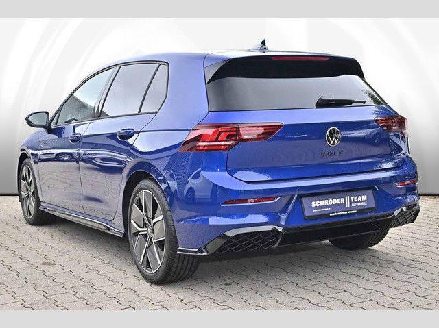 Volkswagen Golf VIII 1.5 l eTSI DSG R-Line Black Style foto 4