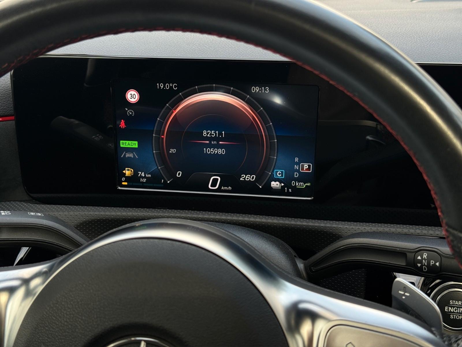 Mercedes-Benz A 250 e 8G-DCT AMG Line Night|LED|Panorama|Leder