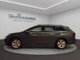 Volkswagen Golf 8 Variant Style 1.5 eTSI DSG NaviPro AHK - Volkswagen Golf: V5