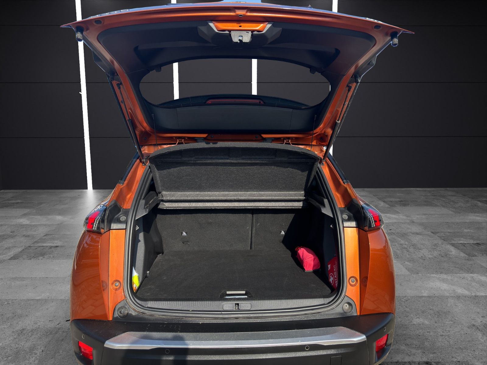 Fahrzeugabbildung Peugeot 2008 GT*ACC*Kamera*LED*Ambiente*Navi*