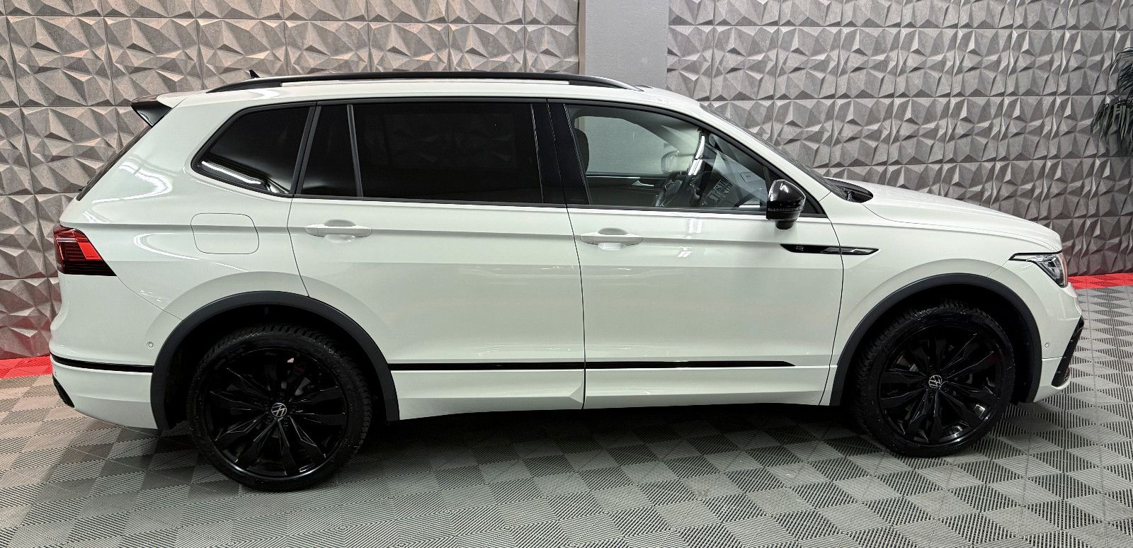 Volkswagen Tiguan Allspace 2.0 TSI DSG 4Motion R-Line DCC foto 9