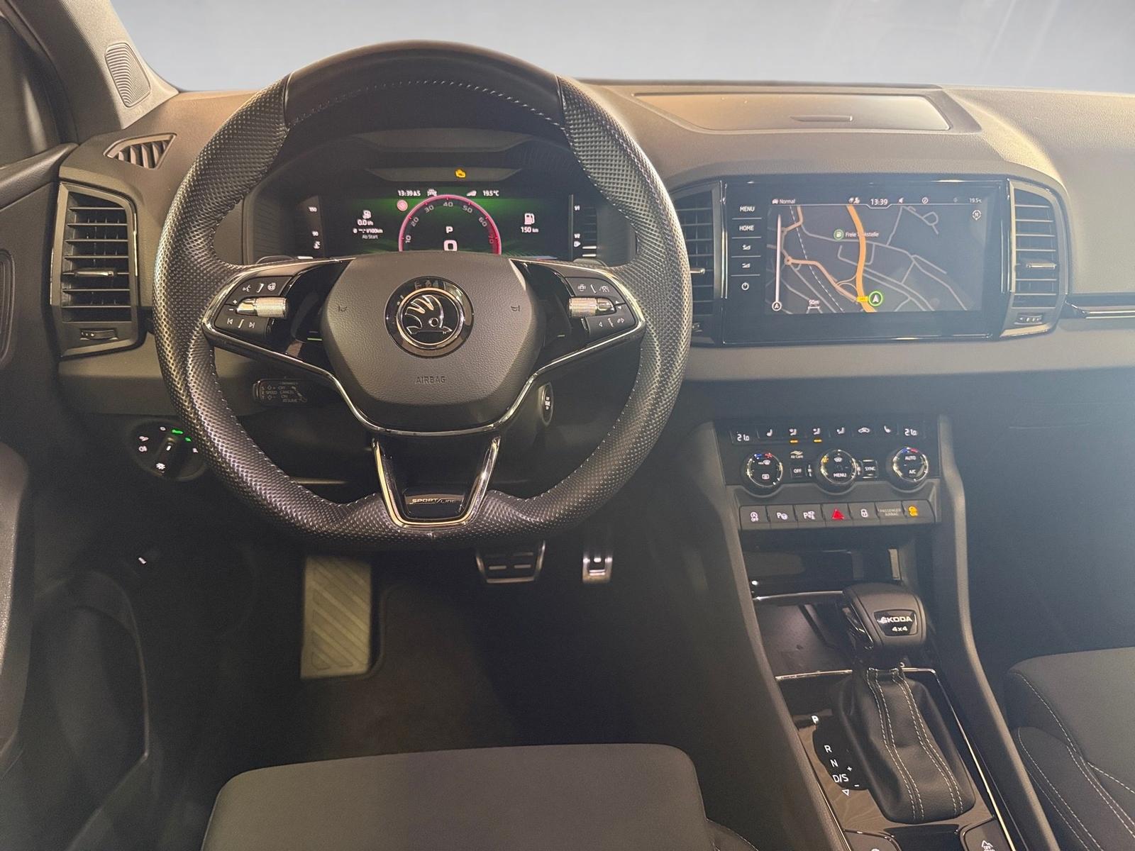 Skoda Karoq 2.0 TSI Sportline 4x4 DSG Matrix Navi ACC