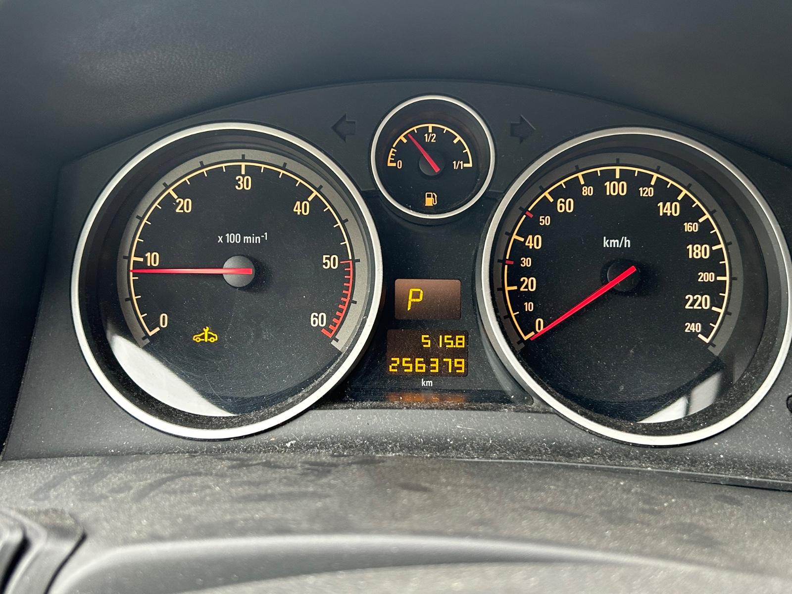 Opel Astra 2007 — photo 7