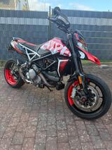 Ducati Hypermotard 950 RVE | EZ 2022 | 8.000 km 