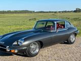 Jaguar E-Type Series 2 4.2 litre 2+2 Coupe Automatic  - Jaguar E-Type mit Benzin-Antrieb: Coupe, 4.2