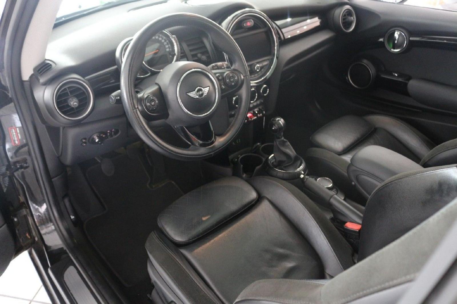 MINI COOPER_S - Panorama-NaviProf-Kamera-Leder-1.Hd