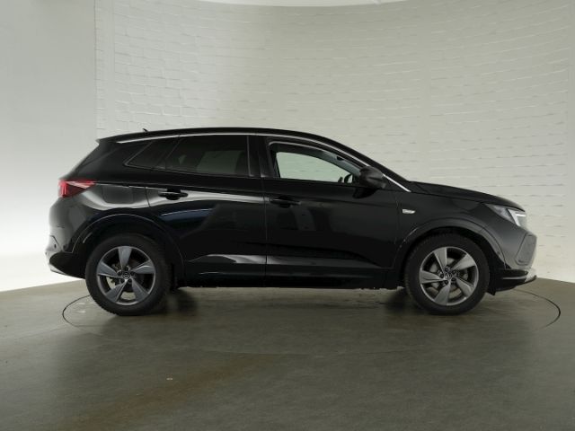 Grandland ELEGANCE+NAVI+360 GRAD KAMERA+KEYLESS+