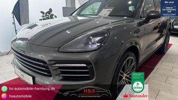 Porsche Cayenne - 1