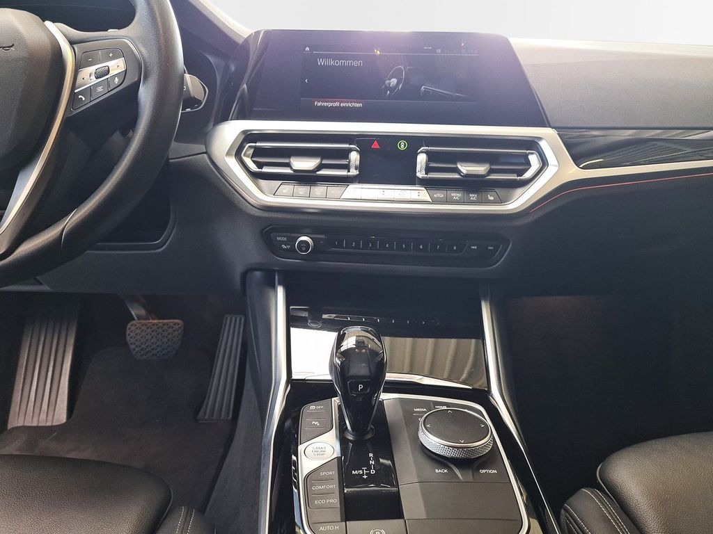 BMW 320 d Sport Line LED HiFi DAB Shz