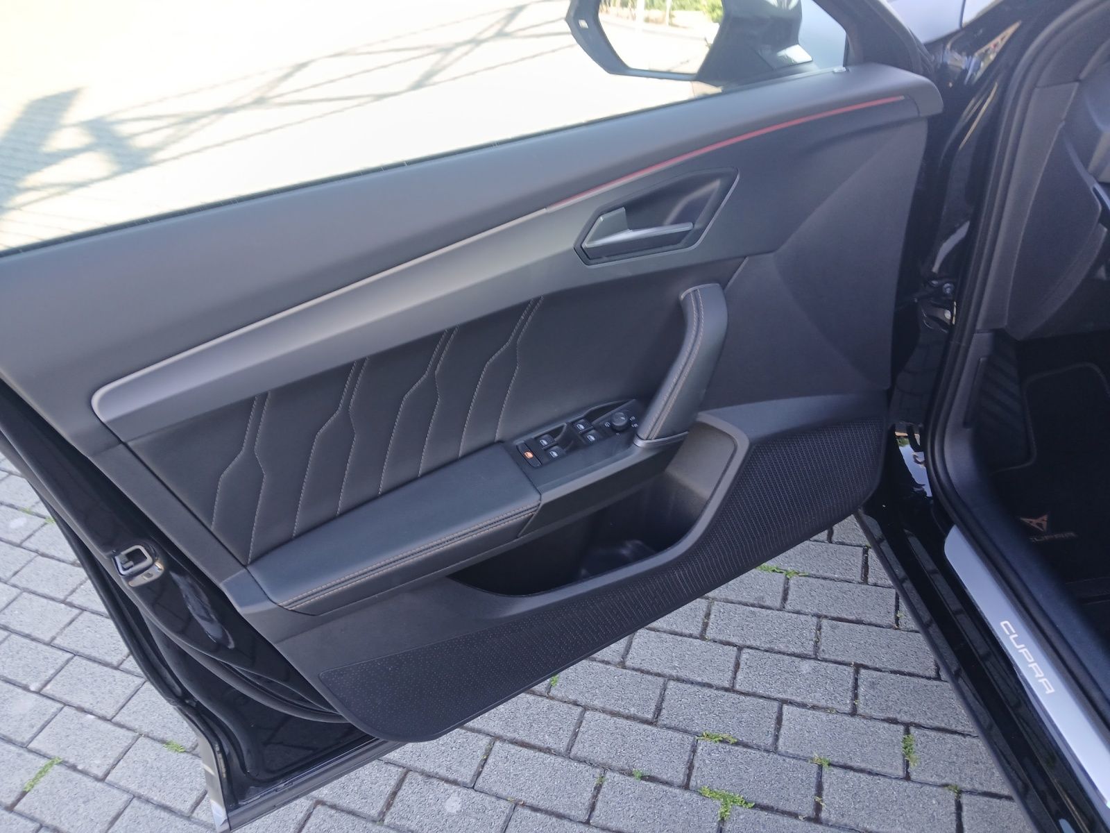 Fahrzeugabbildung CUPRA Formentor TSI DSG LED ACC RFK SH 19"