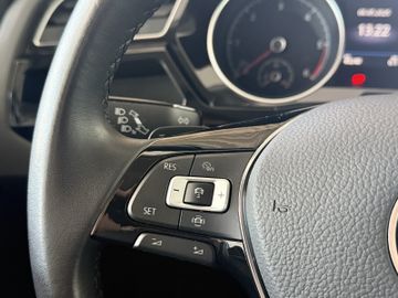 Volkswagen Touran 2.0 TDI DSG LED NAVI ACC 7SITZE AHK