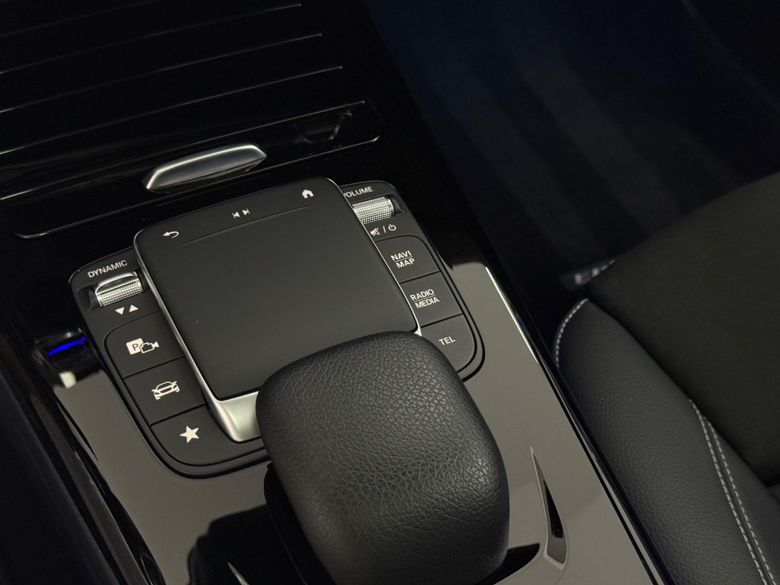 Mercedes-Benz A-Class AMG Line*Pano*360°*Memory*Carplay, миниатюра 25