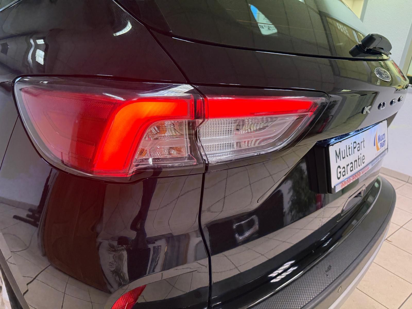 Fahrzeugabbildung Ford Kuga Cool & Connect / 1. HAND / NUR 27TKM