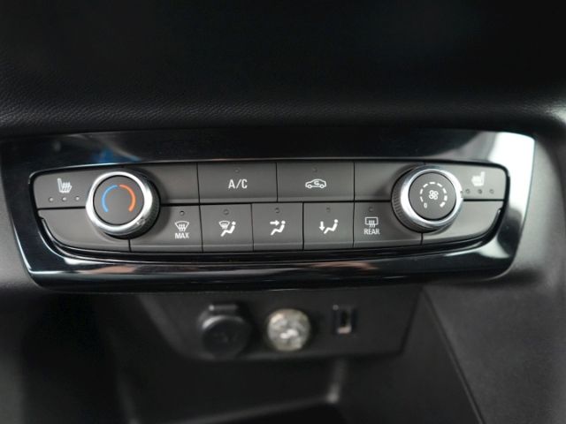 Corsa F ELEGANCE+LED+SITZ-/LENKRADHEIZUNG+PARKPI