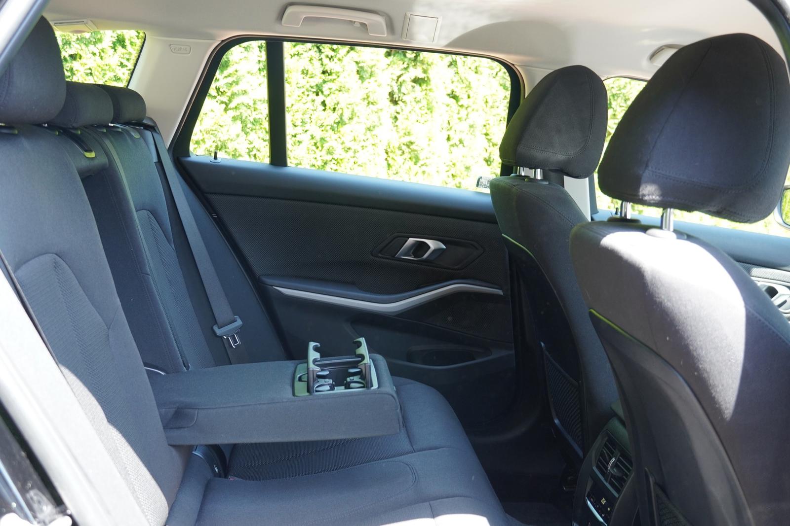 BMW 3 Series iA Touring Advantage Tempomat LED Navi DAB, миниатюра 30