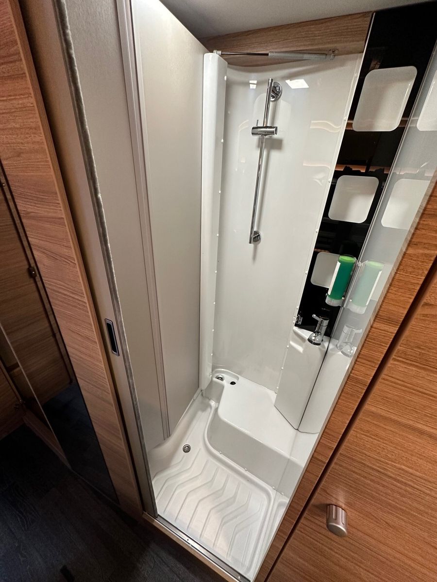 Fahrzeugabbildung Weinsberg X-Cursion Van EDITION PEPPER 500 LT R2-4