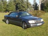 Mercedes-Benz E 200 Cabrio  W124  ( top ! )
