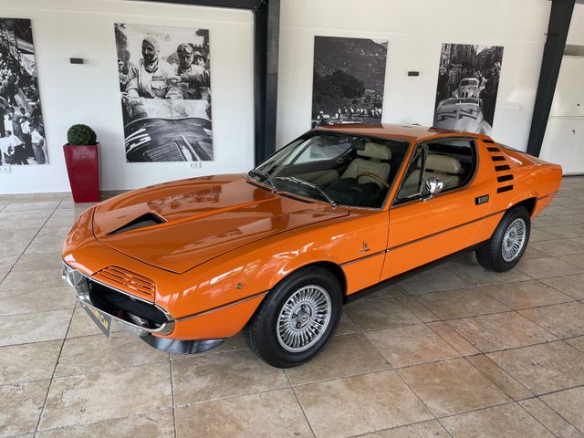 Alfa Romeo Montreal