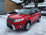 Suzuki Vitara 1.6 Club 4x2*Autom*1.Hand*Nav*Kam*Sitzh/k - Suzuki Gebrauchtwagen in Hannover